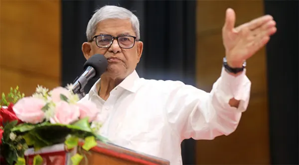 কোনো রাজনৈতিক দল  নির্বাচন  সঠিক সময়ে না হয় তার চেষ্টা করছে