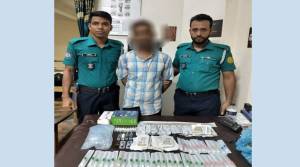 ওসমানী থেকে হাতেনাতে গ্রেফতার