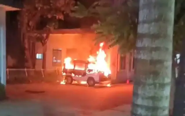 হাসপাতালের অ্যাম্বুলেন্সে অগ্নিসংযোগের ঘটনায় মামলা দায়ের