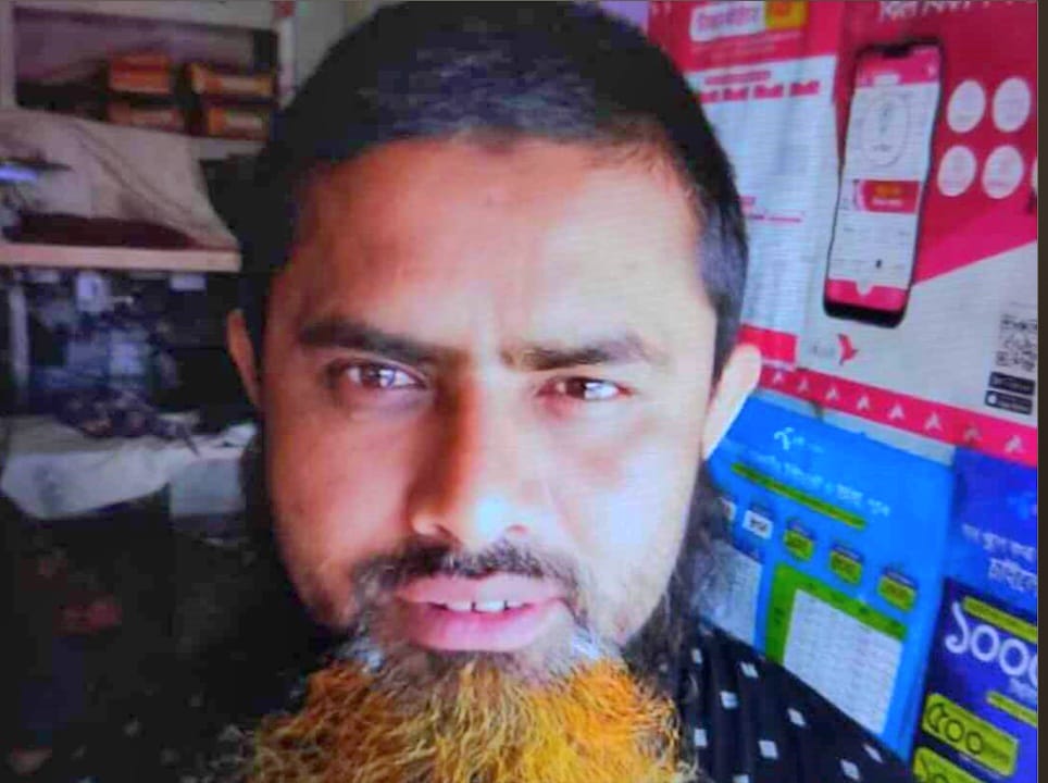 ত্রিভুজ প্রেমের জেরেই বন্ধুর হাতে খুন হন আশরাফুল