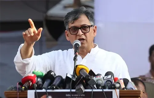 আওয়ামী লীগের ‘মৃত্যু ঢাকায় আর দাফন দিল্লিতে’