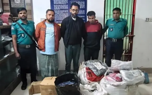 সিলেটে মালামাল সহ ডাকাত দল আটক