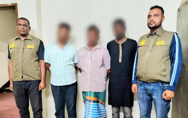 সিলেটে যে কারনে ৩ জনকে ধরলো ডিবি