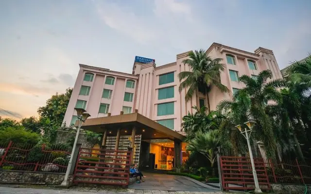 ভারতের শিলিগুড়িতে বাংলাদেশিদের হোটেল ভাড়া না দেওয়ার ঘোষণা