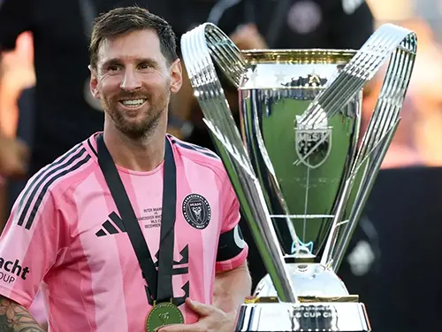 মায়ামিকে ঐতিহাসিক শিরোপা এনে দিলেন মেসি