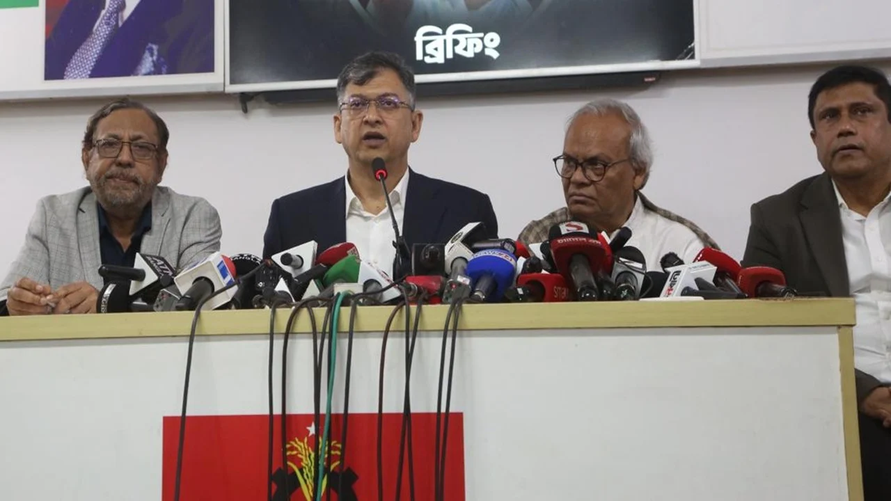 তারেক রহমানের ফ্লাইট ছাড়বে মধ্যরাতে