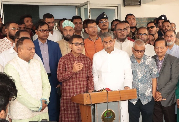 ব্যক্তিখাতে কর বাড়ানো হবে না: সিলেটে বাণিজ্যমন্ত্রী