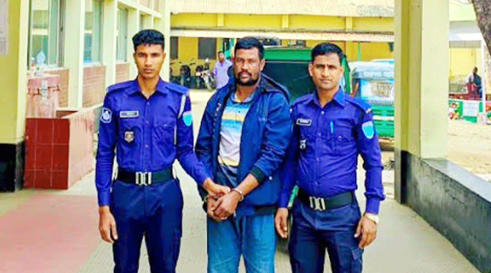 কোম্পানীগঞ্জ থেকে দুলন মিয়াকে গ্রে ফ তা র