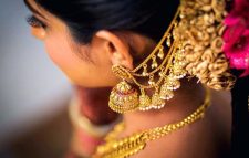 স্বর্ণের দামে বড় পতন স্বর্ণের দামে বড় পতন