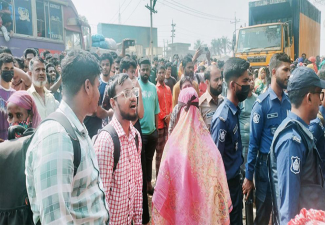 ঢাকা-সিলেট মহাসড়ক অবরোধ