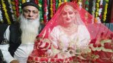ভালোবেসে ৭০ বছরের বৃদ্ধকে বিয়ে করলেন তরুণী