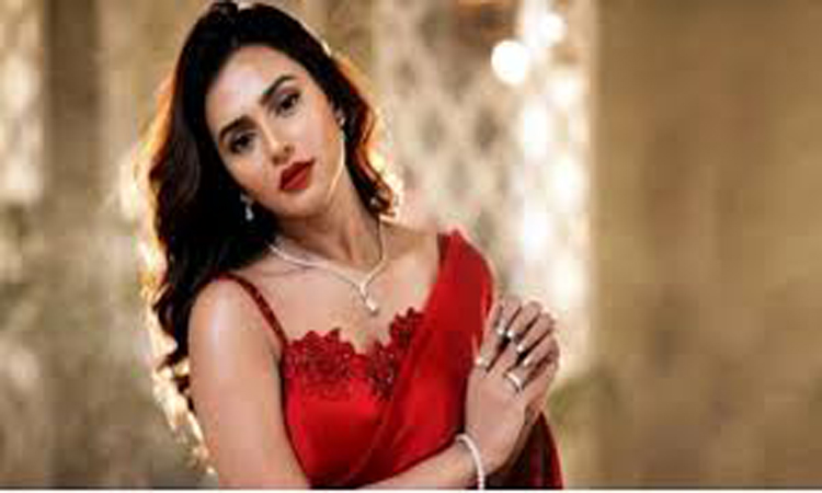 আমরা কি শুধু ব্যাখ্যা দেওয়ার জন্য জন্মেছি?