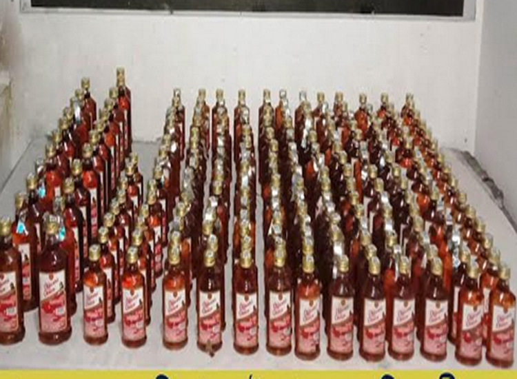 র‌্যাবের অভিযানে জ*ব্দ বিদেশী মদ