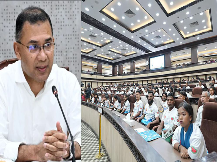 খেলোয়াড় বন্ধুরা রাজনীতি না করে খেলায় মন দিন: প্রধানমন্ত্রী