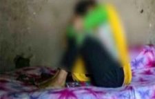 ফেসবুকে প্রেম, ধ র্ষ ণে র শিকার তরুণী