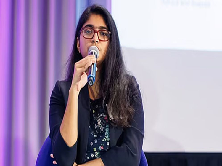 ‘আমি বেঁচে আছি’, তাসনিম জারার বার্তা