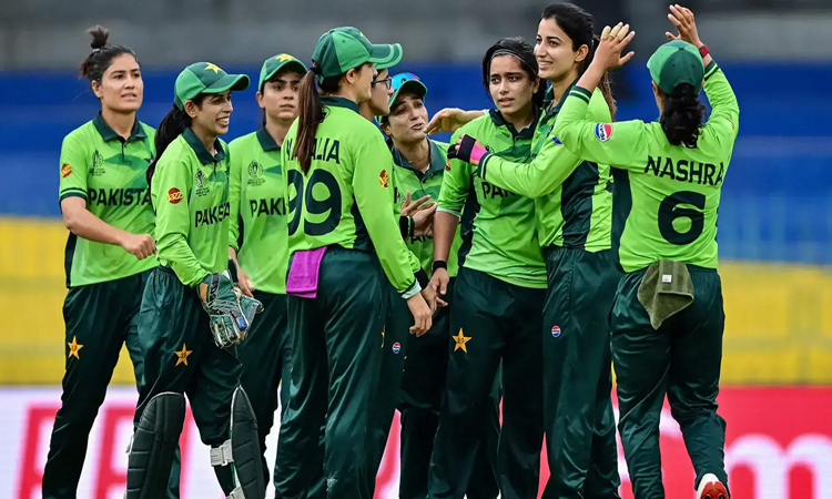 আটকা পড়ল পাকিস্তান নারী দল, দেশে ফেরা নিয়ে অনিশ্চয়তা