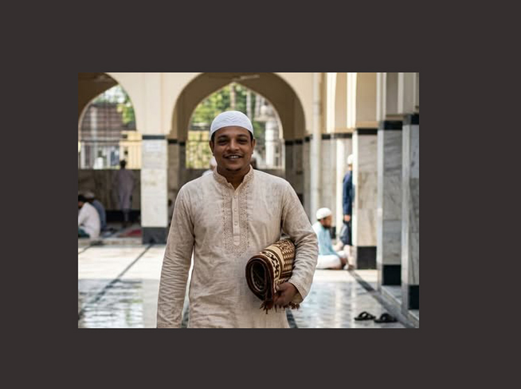 ঈদে রইল আমার আন্তরিক অভিবাদন ও শুভেচ্ছা প্রবাসী মুজিব আহমদ