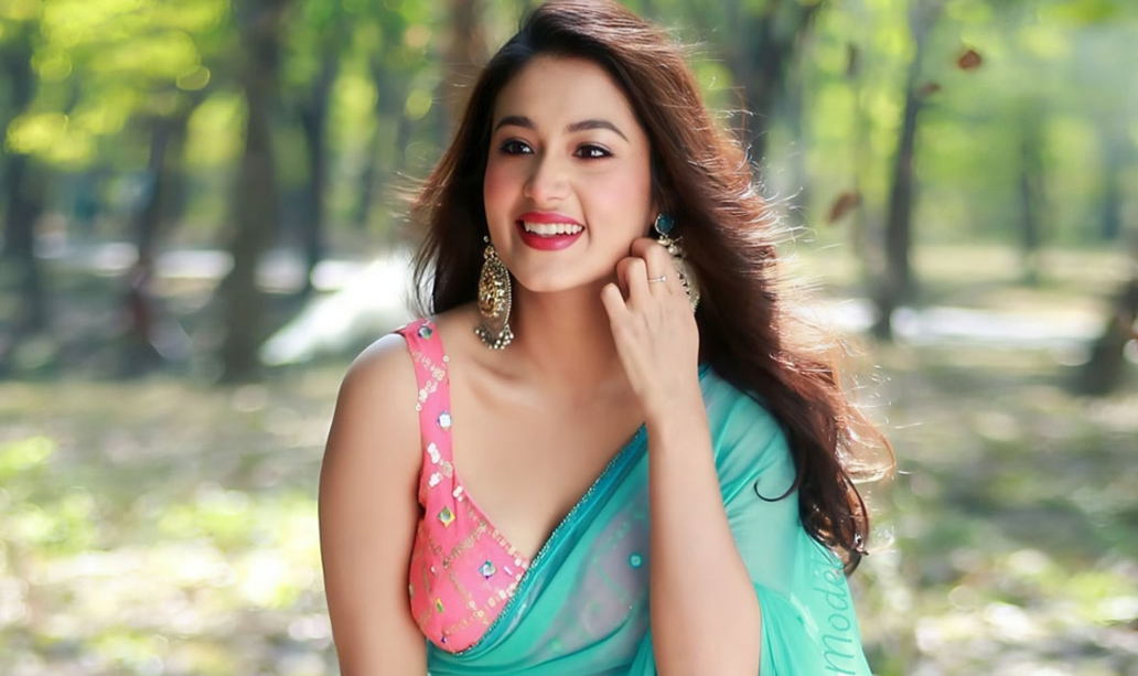 বৈশাখী অনুষ্ঠানে পিঠা বিক্রি করতাম : ফারিণ