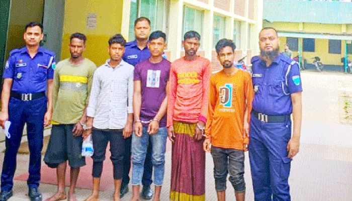 কোম্পানীগঞ্জে মোবাইল কোর্টের অ ভি যা নে ৫ জনের জে ল