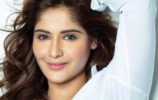 যে কারণে বিয়ের আগে রাতে টানা ২৫ দিন শুধু লাউ খান আরতি সিং