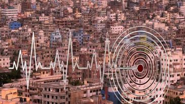 সাতসকালে ভূমিকম্পে কেঁপে উঠল রাজধানীসহ দেশের বিভিন্ন স্থান