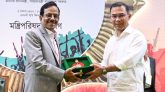 স্বাধীনতা পুরস্কার গ্রহণ করে যা বললেন হানিফ সংকেত