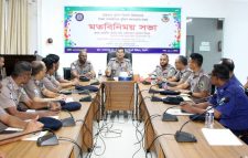 সিলেট রিজিয়নের পুলিশ সদস্যদের সাথে মতবিনিময় মহাসড়কে শৃঙ্খলা ও নিরাপত্তা নিশ্চিত করতে সততার সঙ্গে দায়িত্ব পালন করতে হবে: অ্যাডিশনাল আইজি দেলোয়ার হোসেন