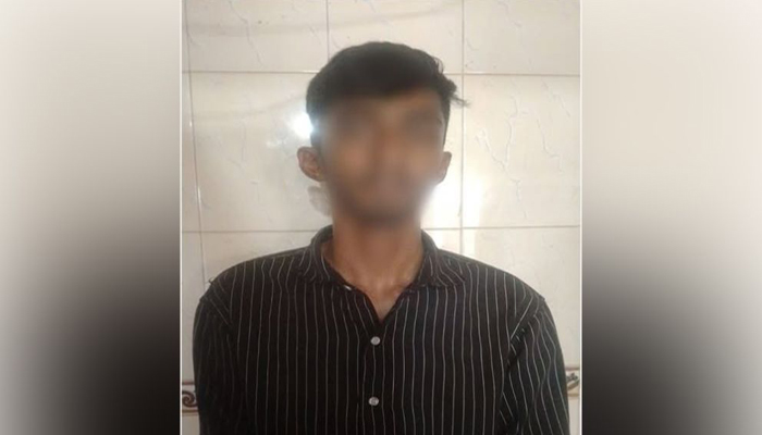 সিলেটে পুলিশের কব্জায় কিশোর গ্যাং স্টার