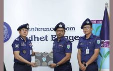 সিলেট বিভাগের শ্রেষ্ঠ ওসি বড়লেখা থানার মনিরুজ্জামান খান