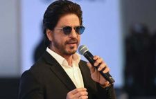 ‘স্বামীর চেয়েও আপনাকে বেশি ভালোবাসি’