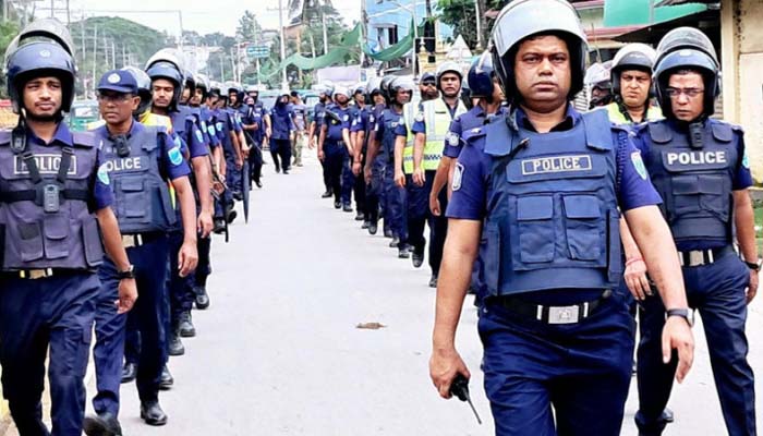 বড়লেখায় পুলিশের ‘ফোর্স মবিলাইজেশন ড্রিল’ প্রস্তুতির মহড়া