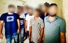 সিলেটে যাত্রীবাহী বাস থামিয়ে ৯ জন গ্রে ফ তা র