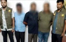 কাজীটুলায় ডিবির অভিযানে আটক ৩