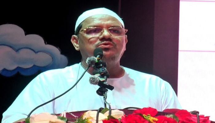 সাধারণ মানুষের দুর্ভোগ বন্ধ হওয়া প্রয়োজন: চরমোনাই পীর