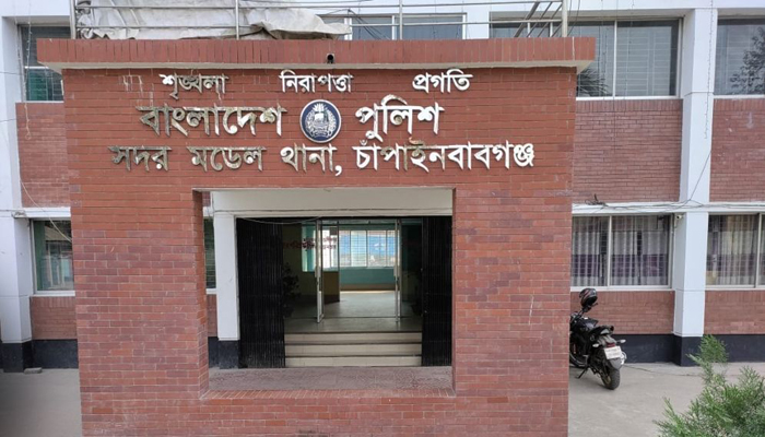 চাঁপাইনবাবগঞ্জে বিদ্যুৎস্পর্শে একই পরিবারের ৩ জনের মৃত্যু