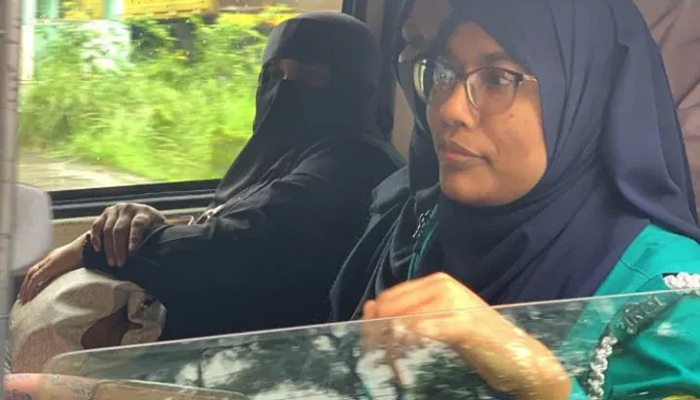 ওসমানী বিমানবন্দর থেকে যুক্তরাজ্য প্রবাসী নারী গ্রেফতার