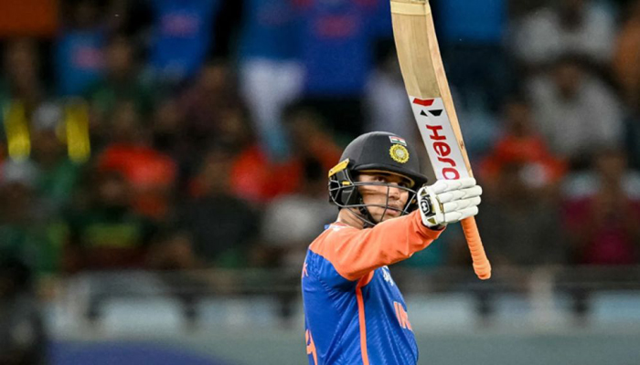 অভিষেকের তাণ্ডব, ৯১ বলে ২৩৩