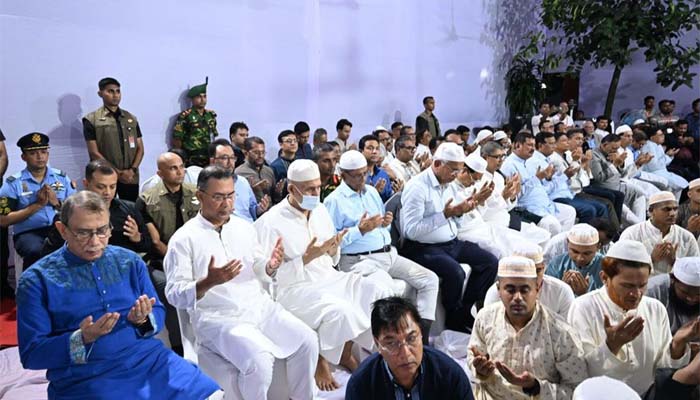 মাহবুব আলী খানের দোয়া মাহফিলে অংশ নিলেন প্রধানমন্ত্রী