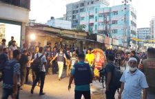 আমির হামজার গাড়িতে হামলা, জামায়াত-গণঅধিকার সংঘর্ষে আহত ১৫