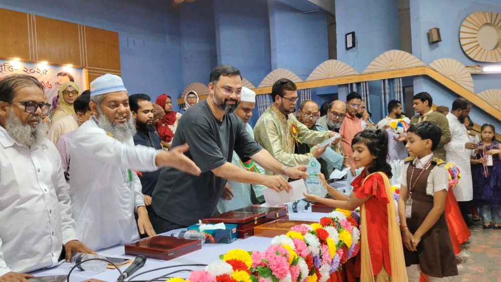 চতুর্থ শ্রেণি থেকেই বাধ্যতামূলক খেলাধুলা, মাঠেই হবে ব্যবহারিক মূল্যায়ন: ক্রীড়া প্রতিমন্ত্রী
