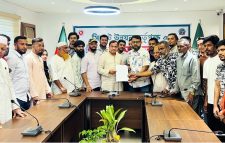 শিশু-কিশোরদের শারীরিক ও মানসিক বিকাশে খেলার মাঠ অপরিহার্য: কয়েস লোদী